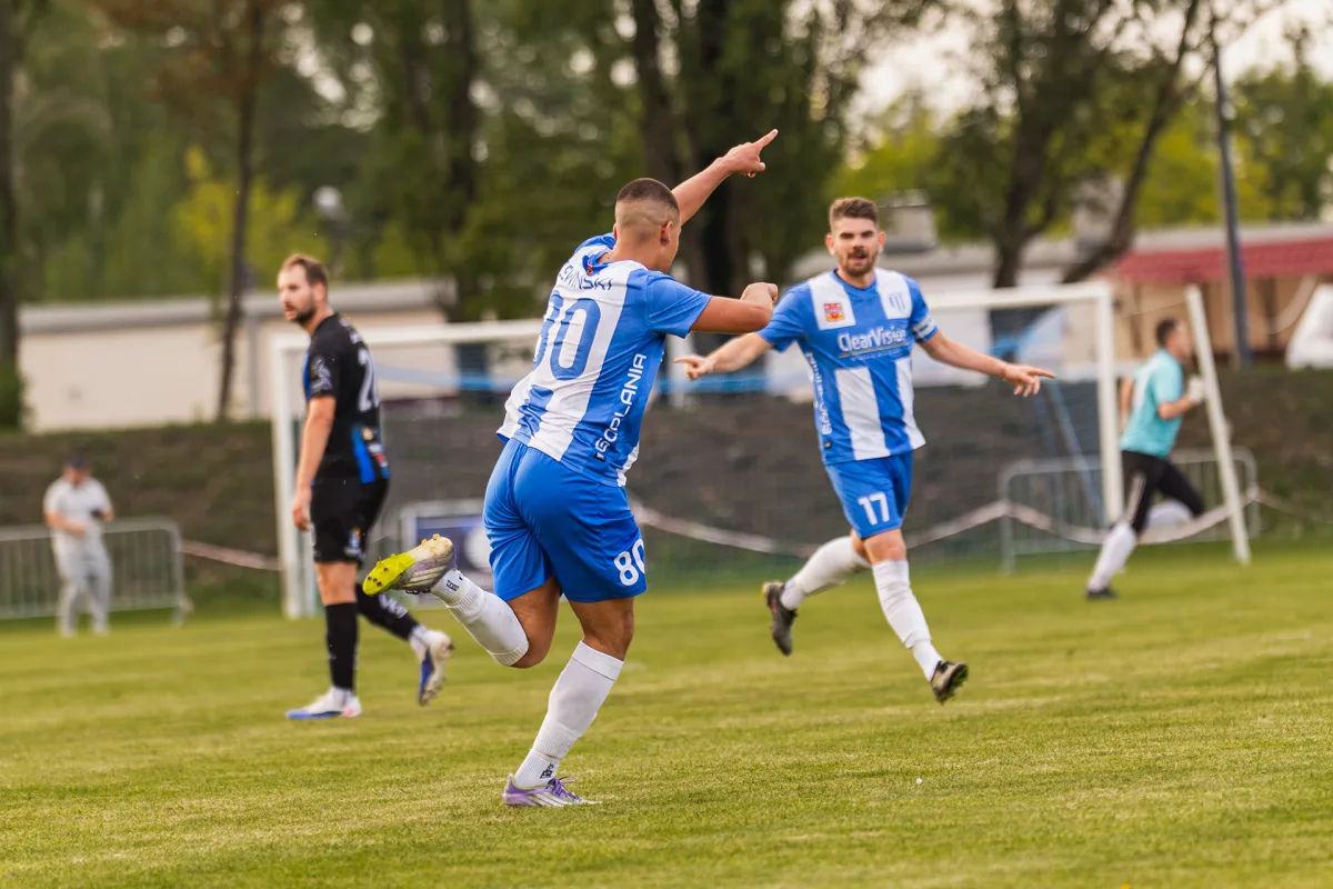 Niesamowity powrót Goplanii! Fabian Lewiński z czterema golami!